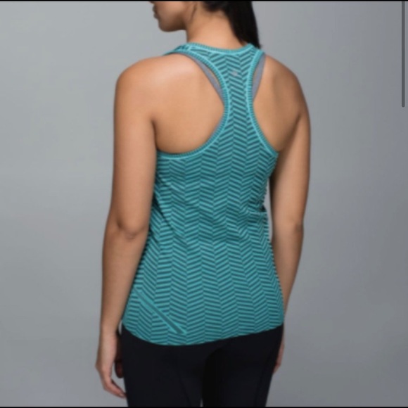 Lulu lemon Swiftley Tech Racerback Tank top - Picture 2 of 5